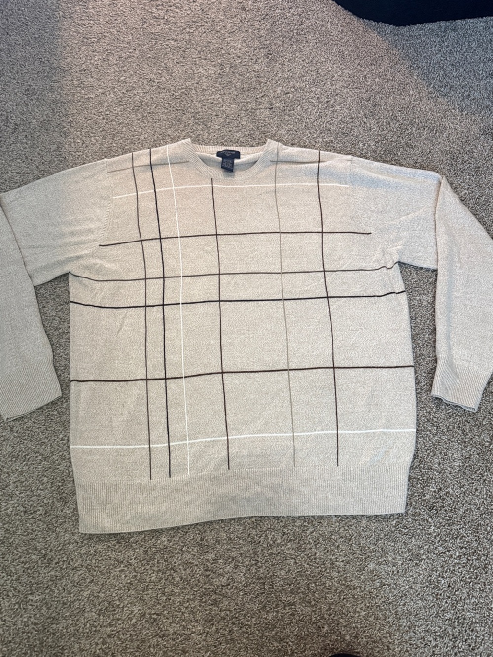 Dockers Men’s Light Gray Crewneck Windowpane Sweater